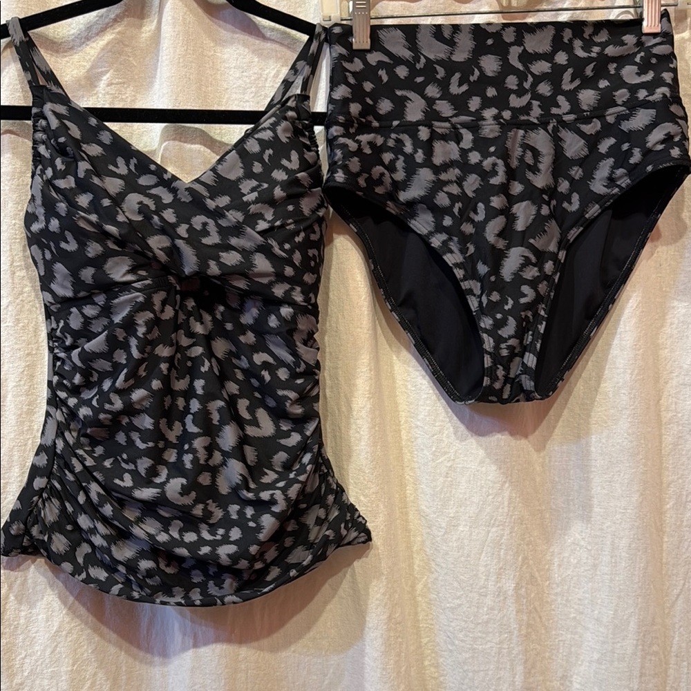 ⚜️ Black and Gray SUNSETS Leopard Print Tankini Set sz L